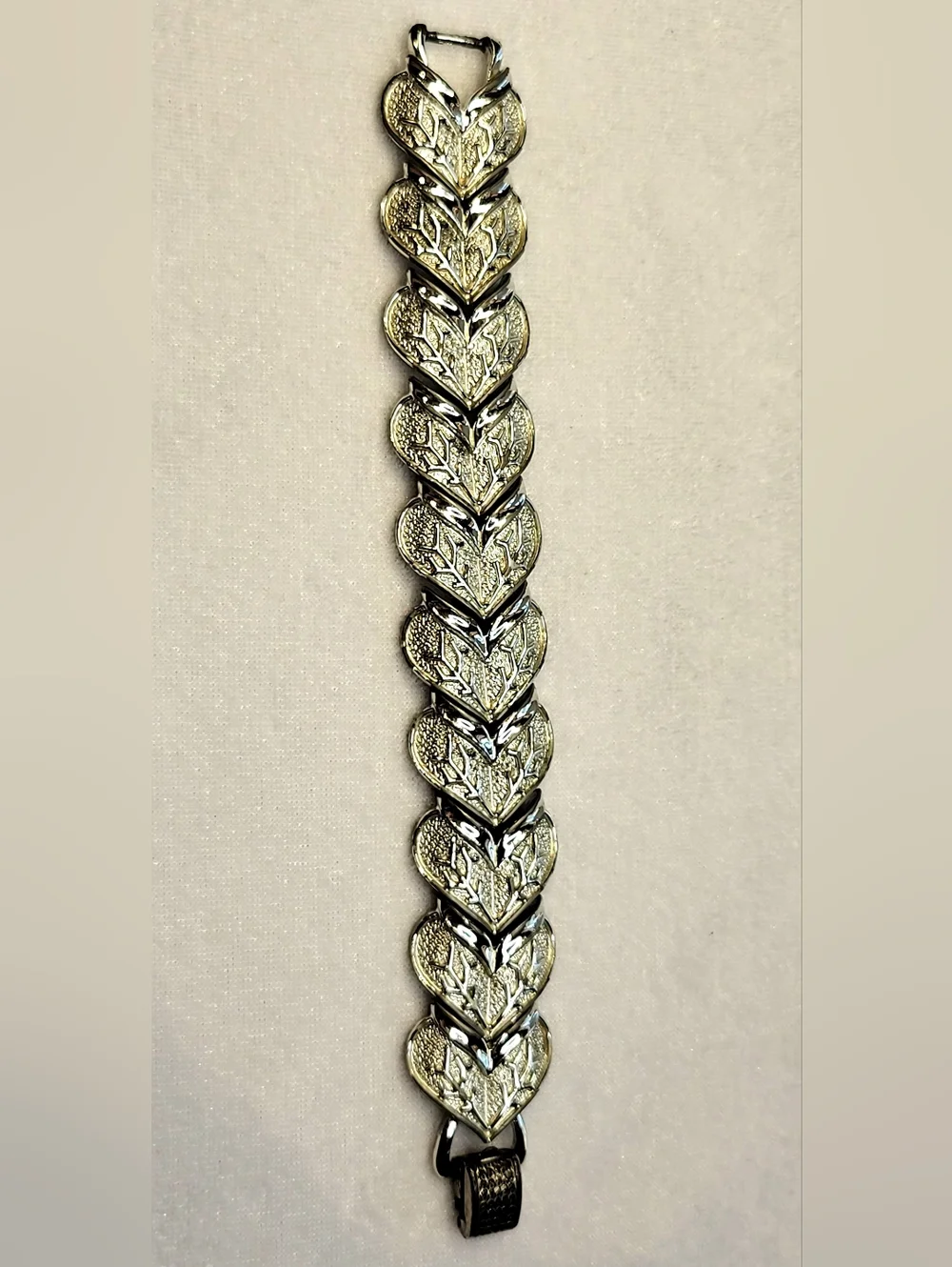 Vintage "Coro Pegasus" Silver-tone Link Bracelet - Picture 2 of 5